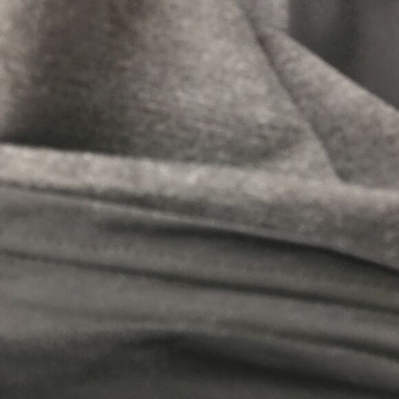 Vince Camuto v-neck sleeveless dress - Picture 4 of 8